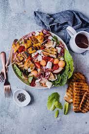 Panzanella Salad with Fruit and Cold Cut Meat - Playful Cooking